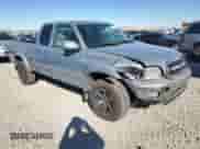2001 Toyota Tundra Limited z VIN 5TBBT48171S151882, wystawiony jako Copart lot #81711565 z przebiegiem 248 944 mil mil oraz Szkoda całkowita • Salvage title. Historia ofert i sprzedaży dostępna na DreamBid. Obrazek 4.