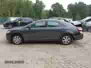 2007 Toyota Camry XLE z VIN 4T1BE46K77U691164, wystawiony jako IAAI lot #43296308 z przebiegiem 170 745 mil mil oraz . Historia ofert i sprzedaży dostępna na DreamBid. Obrazek 14.