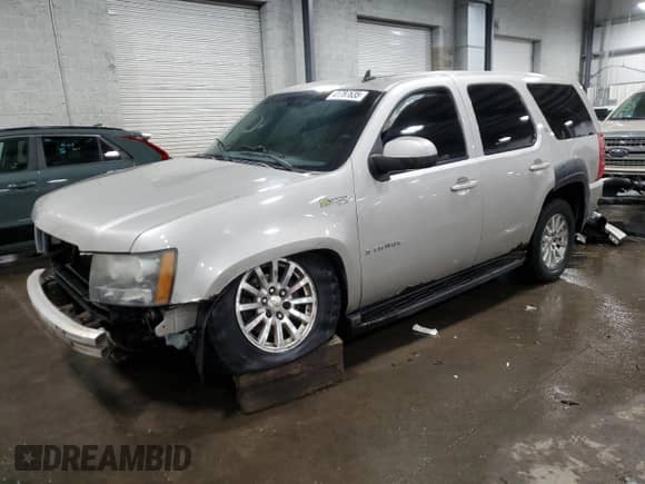 2009 Chevrolet Tahoe с VIN 1GNFK135X9R287655, выставлен на аукционе Copart как лот 72024565 с пробегом 204 859 миль миль и На запчасти • Non repairable. История ставок и продаж доступна на DreamBid. Изображение 1.