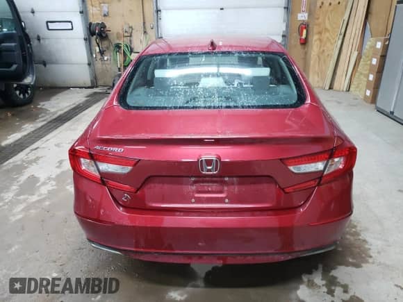 2018 Honda Accord EX z VIN 1HGCV1F46JA132739, wystawiony jako Copart lot #82688465 z przebiegiem 165 953 mil mil oraz Czysty tytuł • Clean title. Historia ofert i sprzedaży dostępna na DreamBid. Obrazek 6.