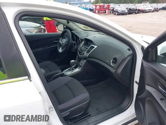 2013 Chevrolet Cruze 1LT with VIN 1G1PC5SB3D7284604, listed as a IAAI auction lot 43096744 with 93,553 mi miles and . Bid and sale history available at DreamBid. Image 5.