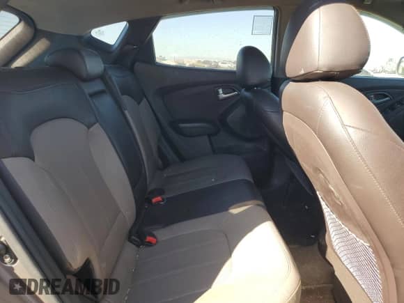 2012 Hyundai Tucson Limited с VIN KM8JUCAC5CU544618, выставлен на аукционе Copart как лот 83836795 с пробегом 141 381 миль миль и Списание • Salvage title. История ставок и продаж доступна на DreamBid. Изображение 10.