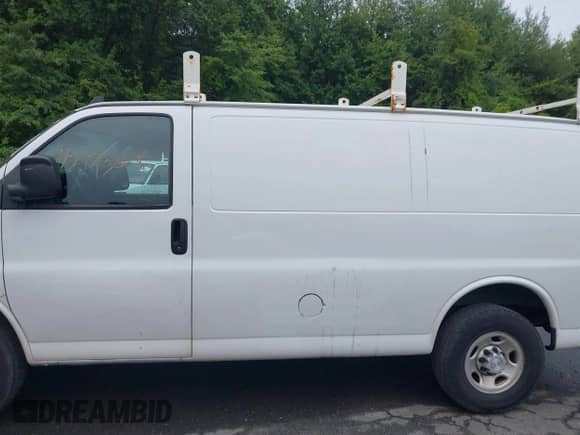 2018 Chevrolet Express Cargo с VIN 1GCWGAFP9J1287902, выставлен на аукционе IAAI как лот 42993028 с пробегом 138 083 миль миль и . История ставок и продаж доступна на DreamBid. Изображение 14.