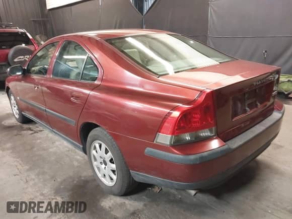2001 Volvo S60 с VIN YV1RS61R912017817, выставлен на аукционе IAAI как лот 41981663 с пробегом 44 226 миль миль и . История ставок и продаж доступна на DreamBid. Изображение 3.