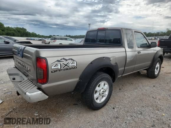 2004 Nissan Frontier SVE с VIN 1N6MD26Y54C444216, выставлен на аукционе Copart как лот 63124425 с пробегом Не указан миль и Чистый • Clean title. История ставок и продаж доступна на DreamBid. Изображение 3.