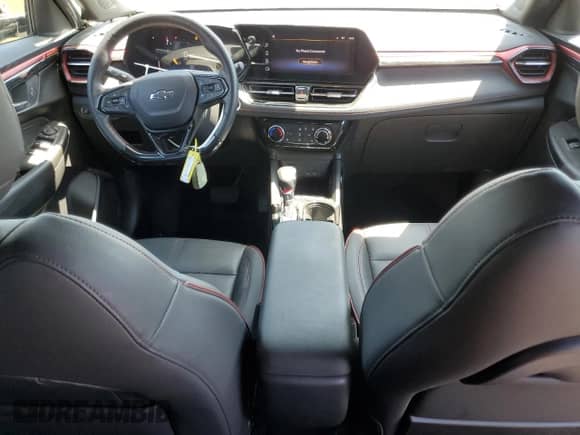 2024 Chevrolet TrailBlazer RS с VIN KL79MTSL5RB065798, выставлен на аукционе Copart как лот 65795925 с пробегом 15 379 миль миль и Списание • Salvage title. История ставок и продаж доступна на DreamBid. Изображение 8.