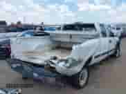 2001 Chevrolet Silverado 2500 с VIN 1GCGK29U51Z320275, выставлен на аукционе IAAI как лот 42702939 с пробегом 239 896 миль миль и . История ставок и продаж доступна на DreamBid. Изображение 6.