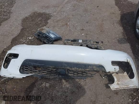 2023 Dodge Durango GT z VIN 1C4RDJDGXPC582271, wystawiony jako IAAI lot #42030003 z przebiegiem 25 380 mil mil oraz . Historia ofert i sprzedaży dostępna na DreamBid. Obrazek 12.