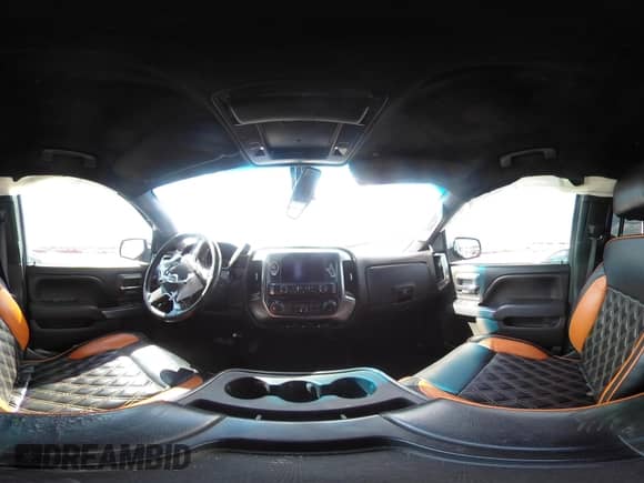 2016 Chevrolet Silverado 1500 LT z VIN 3GCPCREC7GG270152, wystawiony jako IAAI lot #43135646 z przebiegiem 211 866 mil mil oraz . Historia ofert i sprzedaży dostępna na DreamBid. Obrazek 18.