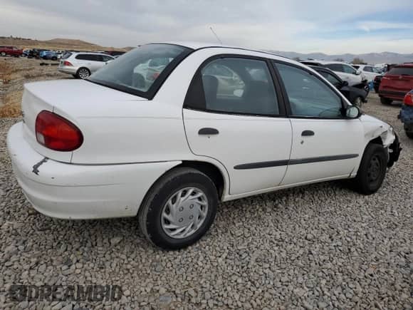 2001 Chevrolet Metro Lsi с VIN 2C1MR522X16713531, выставлен на аукционе Copart как лот 81831334 с пробегом 146 481 миль миль и Списание • Salvage title. История ставок и продаж доступна на DreamBid. Изображение 3.