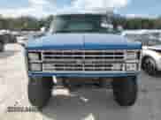 1988 Chevrolet Suburban с VIN 1GNEV16K8JF196619, выставлен на аукционе Copart как лот 78754204 с пробегом 91 294 миль миль и Списание • Salvage title. История ставок и продаж доступна на DreamBid. Изображение 5.