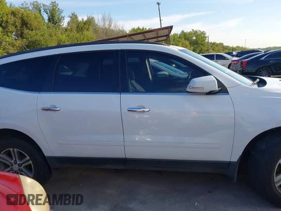 2017 Chevrolet Traverse LT с VIN 1GNKRHKD3HJ139811, выставлен на аукционе IAAI как лот 43402550 с пробегом 169 819 миль миль и . История ставок и продаж доступна на DreamBid. Изображение 13.