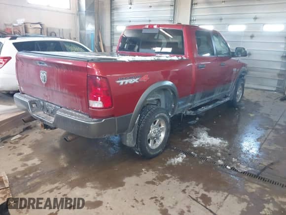 2010 Dodge 2500 SLT z VIN 3D7TT2CT5AG126072, wystawiony jako IAAI lot #41620574 z przebiegiem 108 709 mil mil oraz . Historia ofert i sprzedaży dostępna na DreamBid. Obrazek 4.