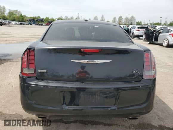 2013 Chrysler 300 C John Varvatos Limited Edition with VIN 2C3CCADT9DH672613, listed as a Copart auction lot 53876325 with 182,546 mi miles and Salvage title. Bid and sale history available at DreamBid. Image 6.