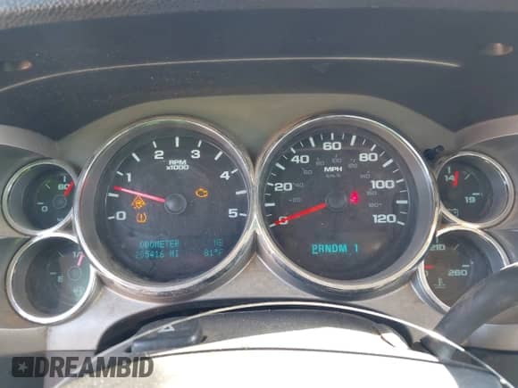 2011 Chevrolet Silverado 2500HD LT z VIN 1GC1KXC88BF107595, wystawiony jako IAAI lot #42648059 z przebiegiem 285 416 mil mil oraz . Historia ofert i sprzedaży dostępna na DreamBid. Obrazek 7.