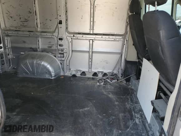 2021 Ram ProMaster Cargo с VIN 3C6LRVNG8ME506671, выставлен на аукционе Copart как лот 61089325 с пробегом 41 881 миль миль и Списание • Salvage title. История ставок и продаж доступна на DreamBid. Изображение 10.