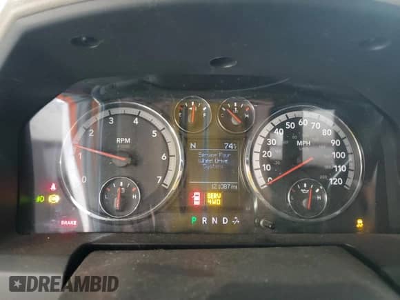 2011 Ram 1500 SLT z VIN 1D7RV1GT1BS689977, wystawiony jako Copart lot #71823475 z przebiegiem 121 087 mil mil oraz Szkoda całkowita • Salvage title. Historia ofert i sprzedaży dostępna na DreamBid. Obrazek 9.