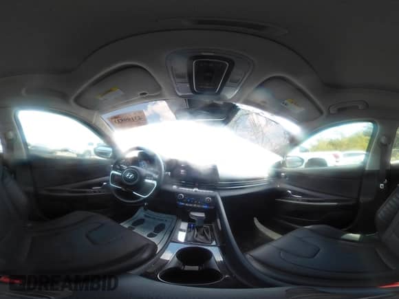 2021 Hyundai Elantra Limited с VIN KMHLN4AJ2MU007121, выставлен на аукционе IAAI как лот 43199533 с пробегом 78 934 миль миль и . История ставок и продаж доступна на DreamBid. Изображение 19.