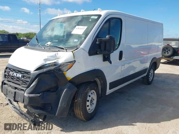 2023 Ram ProMaster Cargo z VIN 3C6LRVVG1PE606308, wystawiony jako IAAI lot #42824322 z przebiegiem 60 497 mil mil oraz . Historia ofert i sprzedaży dostępna na DreamBid. Obrazek 21.