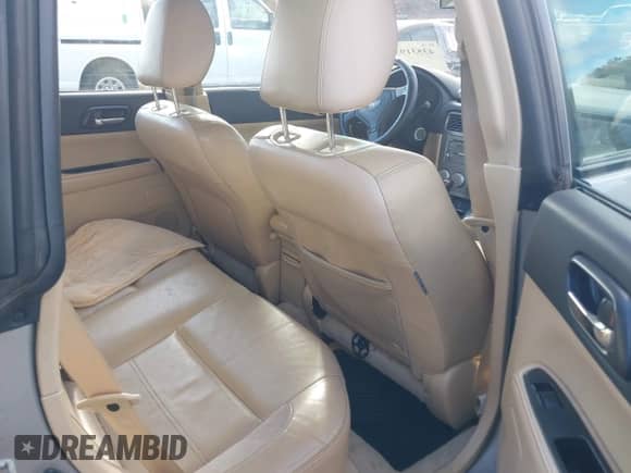 2007 Subaru Forester X L.L. Bean with VIN JF1SG67657H707517, listed as a IAAI auction lot 43531933 with 191,419 mi miles and . Bid and sale history available at DreamBid. Image 8.