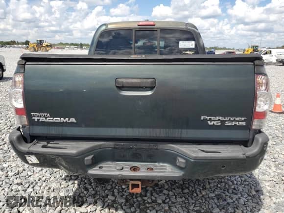 2010 Toyota Tacoma PreRunner z VIN 5TEJU4GN7AZ708023, wystawiony jako Copart lot #84866105 z przebiegiem 195 283 mil mil oraz Szkoda całkowita • Salvage title. Historia ofert i sprzedaży dostępna na DreamBid. Obrazek 6.