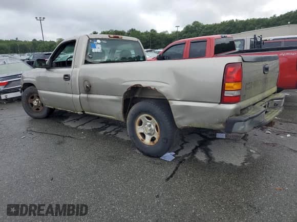 2001 Chevrolet Silverado 1500 с VIN 1GCEC14V01E164877, выставлен на аукционе Copart как лот 64028334 с пробегом Не указан миль и На запчасти • Non repairable. История ставок и продаж доступна на DreamBid. Изображение 2.