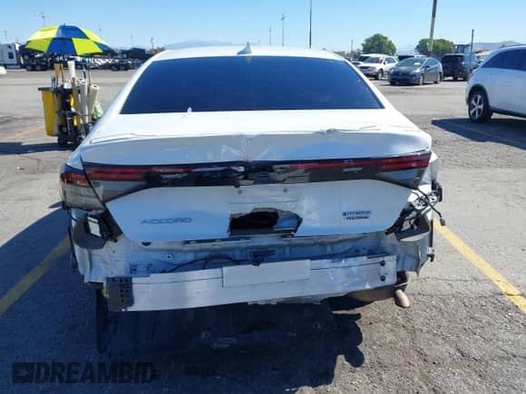 2023 Honda Accord Touring with VIN 1HGCY2F81PA021542, listed as a IAAI auction lot 43470058 with 59,980 mi miles and . Bid and sale history available at DreamBid. Image 6.