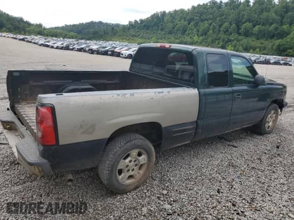 2006 Chevrolet Silverado 1500 LT1 с VIN 2GCEC19ZX61334540, выставлен на аукционе Copart как лот 63792675 с пробегом 83 640 миль миль и Списание • Salvage title. История ставок и продаж доступна на DreamBid. Изображение 3.