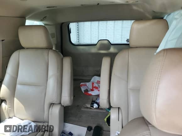 2011 Cadillac Escalade Luxury with VIN 1GYS4BEFXBR321087, listed as a Copart auction lot 61939115 with Not provided miles and Salvage title. Bid and sale history available at DreamBid. Image 10.