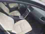 2012 Volvo S60 T6 с VIN YV1902FH5C2038827, выставлен на аукционе IAAI как лот 42860167 с пробегом 78 984 миль миль и . История ставок и продаж доступна на DreamBid. Изображение 5.