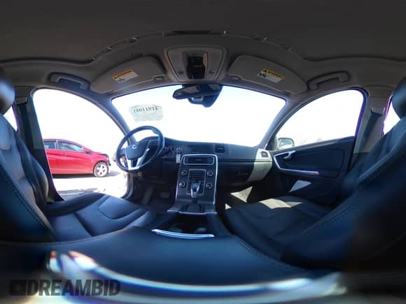 2015 Volvo S60 T5 Premier с VIN YV1612TB3F2315107, выставлен на аукционе IAAI как лот 41911081 с пробегом 121 149 миль миль и . История ставок и продаж доступна на DreamBid. Изображение 19.