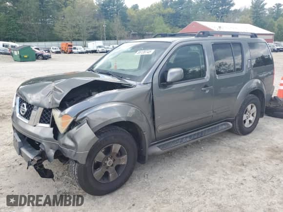 2006 Nissan Pathfinder LE z VIN 5N1AR18W76C668597, wystawiony jako Copart lot #85080305 z przebiegiem 186 763 mil mil oraz Nie do naprawy • Non repairable. Historia ofert i sprzedaży dostępna na DreamBid. Obrazek 1.