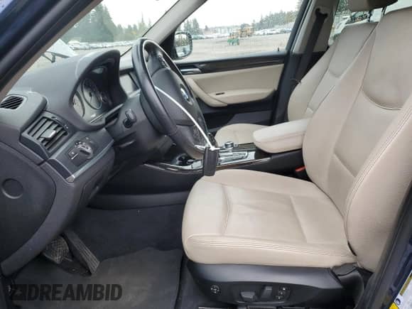 2013 BMW X3 xDrive28i с VIN 5UXWX9C58D0A23504, выставлен на аукционе Copart как лот 85490705 с пробегом 72 343 миль миль и Списание • Salvage title. История ставок и продаж доступна на DreamBid. Изображение 7.