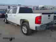 2011 Chevrolet Silverado 1500 LT z VIN 3GCPCSE06BG376971, wystawiony jako IAAI lot #43088715 z przebiegiem Nie podano mil oraz . Historia ofert i sprzedaży dostępna na DreamBid. Obrazek 3.