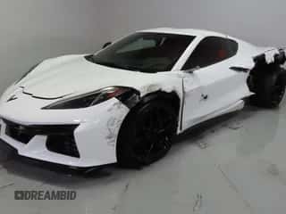 2025 Chevrolet Corvette 2LZ с VIN 1G1YE2D39S5604603, выставлен на аукционе Copart как лот 80178945 с пробегом Не указан миль и Списание • Salvage title. История ставок и продаж доступна на DreamBid. Изображение 2.