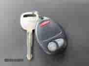 2011 Chevrolet Colorado 1LT z VIN 1GCHTCFE8B8105355, wystawiony jako IAAI lot #42298157 z przebiegiem 213 853 mil mil oraz . Historia ofert i sprzedaży dostępna na DreamBid. Obrazek 11.