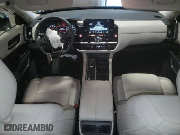 2025 Nissan Pathfinder SL с VIN 5N1DR3CA7SC231374, выставлен на аукционе Copart как лот 63258075 с пробегом 10 416 миль миль и Списание • Salvage title. История ставок и продаж доступна на DreamBid. Изображение 8.