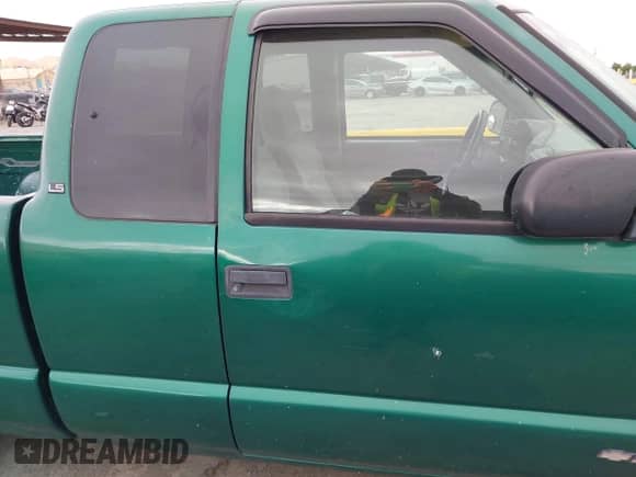 1999 Chevrolet S-10 LS с VIN 1GCCS19X8X8115681, выставлен на аукционе IAAI как лот 42809706 с пробегом 176 148 миль миль и . История ставок и продаж доступна на DreamBid. Изображение 6.
