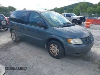 2006 Dodge Caravan SE with VIN 1D4GP25R76B738164, listed as a IAAI auction lot 43095860 with 242,016 mi miles and . Bid and sale history available at DreamBid. Image 1.