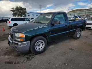 2005 GMC Sierra 1500 Work Truck с VIN 1GTEC14X25Z268786, выставлен на аукционе Copart как лот 81259355 с пробегом 82 352 миль миль и Списание • Salvage title. История ставок и продаж доступна на DreamBid. Изображение 1.