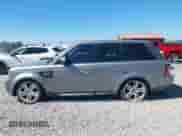 2013 Land Rover Range Rover Sport HSE Lux z VIN SALSK2D4XDA806271, wystawiony jako IAAI lot #43260795 z przebiegiem 101 452 mil mil oraz . Historia ofert i sprzedaży dostępna na DreamBid. Obrazek 15.