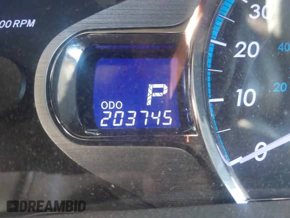 2013 Toyota Sienna XLE AAS with VIN 5TDYK3DC6DS358368, listed as a IAAI auction lot 43403983 with 203,745 mi miles and . Bid and sale history available at DreamBid. Image 15.