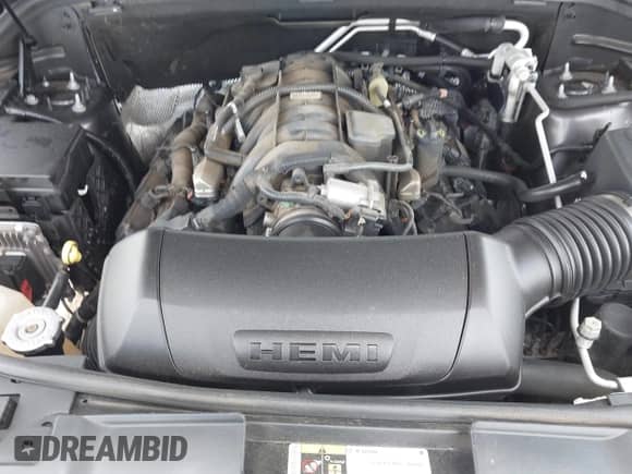 2017 Dodge Durango R/T z VIN 1C4SDHCT0HC856247, wystawiony jako IAAI lot #42703990 z przebiegiem 155 018 mil mil oraz . Historia ofert i sprzedaży dostępna na DreamBid. Obrazek 10.