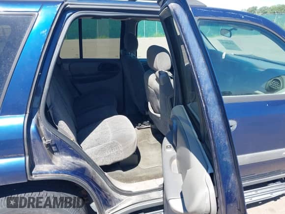 2003 Chevrolet TrailBlazer LT с VIN 1GNDS13S532411960, выставлен на аукционе IAAI как лот 42628696 с пробегом 231 630 миль миль и . История ставок и продаж доступна на DreamBid. Изображение 8.