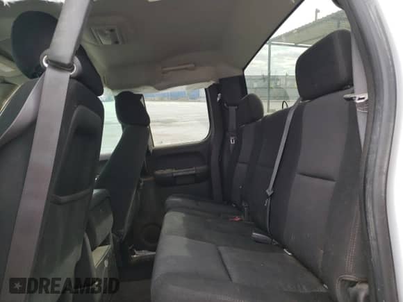 2012 Chevrolet Silverado 1500 LT z VIN 1GCRKSE71CZ286881, wystawiony jako Copart lot #68265835 z przebiegiem 176 289 mil mil oraz Szkoda całkowita • Salvage title. Historia ofert i sprzedaży dostępna na DreamBid. Obrazek 10.