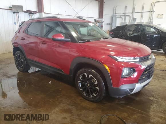 2021 Chevrolet TrailBlazer LT with VIN KL79MRSLXMB056316, listed as a Copart auction lot 64657875 with 71,598 mi miles and Salvage title. Bid and sale history available at DreamBid. Image 4.