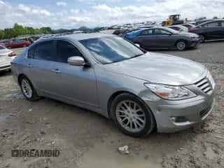 2011 Hyundai Genesis z VIN KMHGC4DE3BU131675, wystawiony jako Copart lot #54255134 z przebiegiem 192 926 mil mil oraz Szkoda całkowita • Salvage title. Historia ofert i sprzedaży dostępna na DreamBid. Obrazek 4.