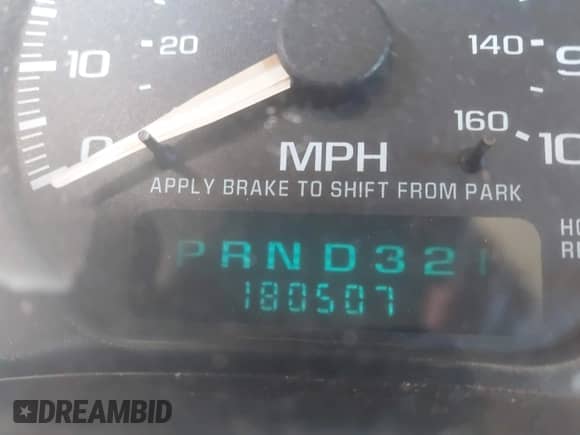 2001 Chevrolet Tahoe LS z VIN 1GNEC13T91R218953, wystawiony jako IAAI lot #43426159 z przebiegiem 180 507 mil mil oraz . Historia ofert i sprzedaży dostępna na DreamBid. Obrazek 15.