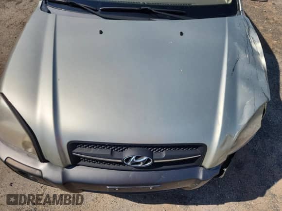 2008 Hyundai Tucson SE с VIN KM8JN72D98U769109, выставлен на аукционе Copart как лот 80903575 с пробегом 151 053 миль миль и На запчасти • Non repairable. История ставок и продаж доступна на DreamBid. Изображение 12.