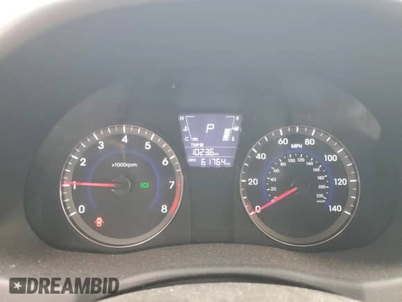 2013 Hyundai Accent GS z VIN KMHCT5AE7DU131061, wystawiony jako Copart lot #85678075 z przebiegiem 61 764 mil mil oraz Szkoda całkowita • Salvage title. Historia ofert i sprzedaży dostępna na DreamBid. Obrazek 9.